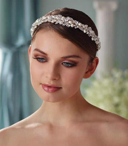 TIARA NOVIA PERLAS EDWARD BERGER