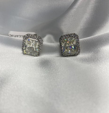 ARETES RECTANGULAR MOISSANITA CON HALO