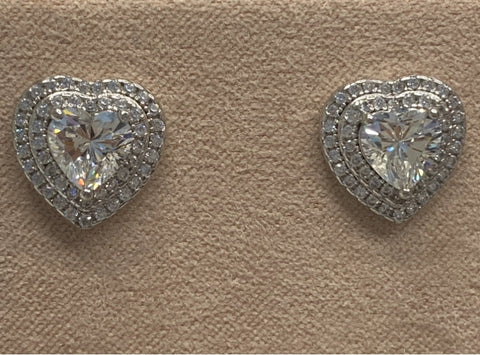 ARETES CORAZON MOISSANITA