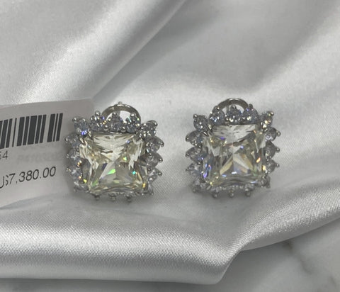 ARETES DE MOISSANITA CUADRADOS