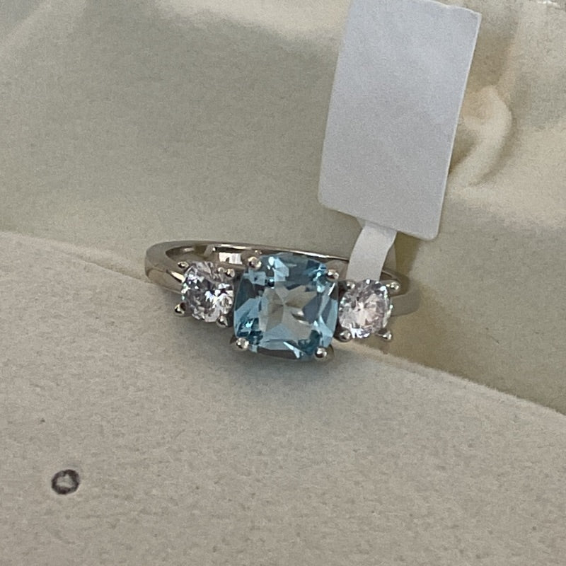 Anillo Topacio Sky blue