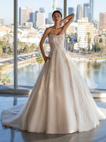 PRONOVIAS 17