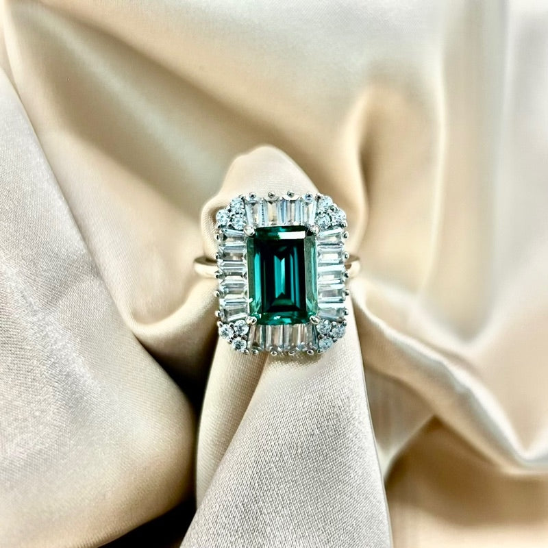 ALEXANDRITE RING RECTANGULAR CON HALO BAGUETTE #8