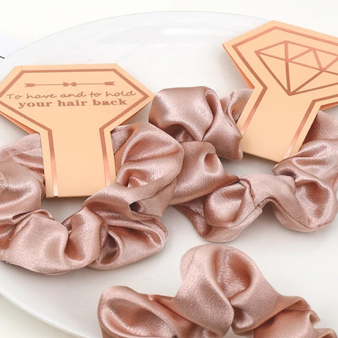 SCRUNCHIE BRIDESMAIDS