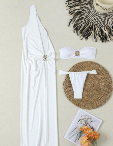 TRAJE DE BAÑO + PAREO