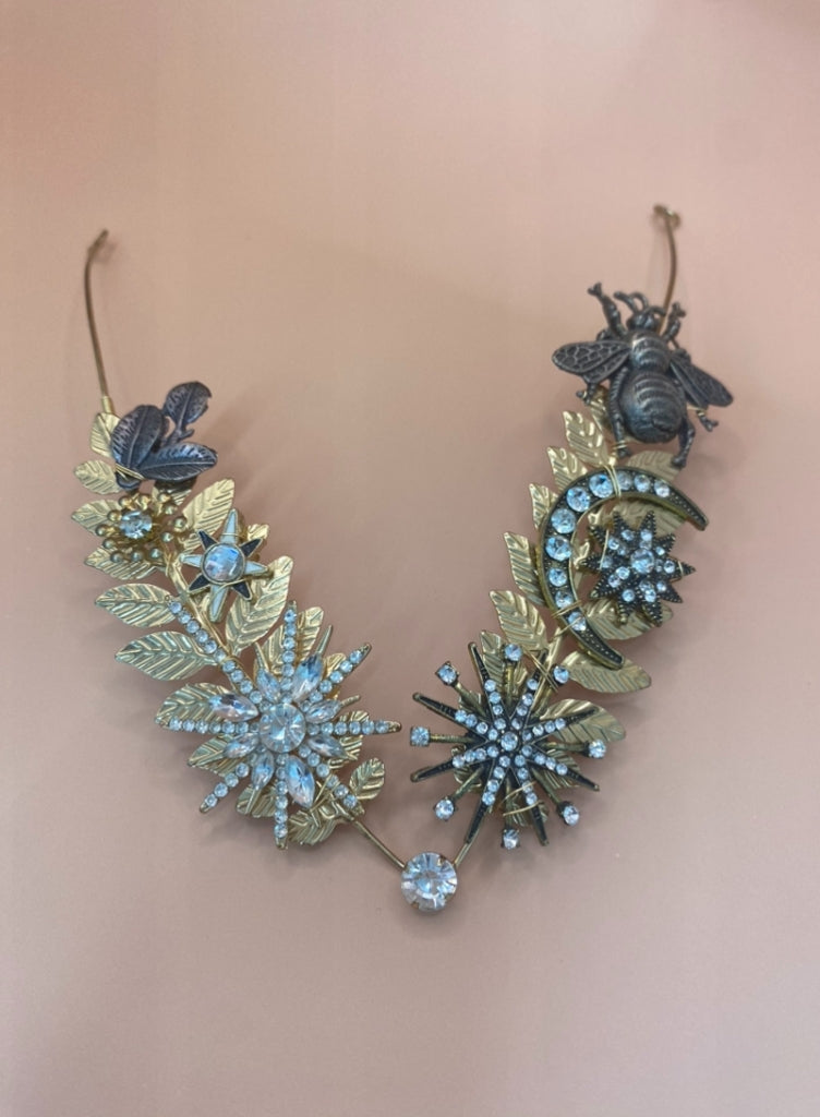 TOCADO ABEJAS  COLOR DORADO