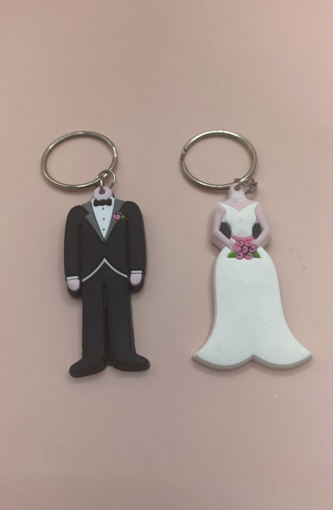 Llaveros novios