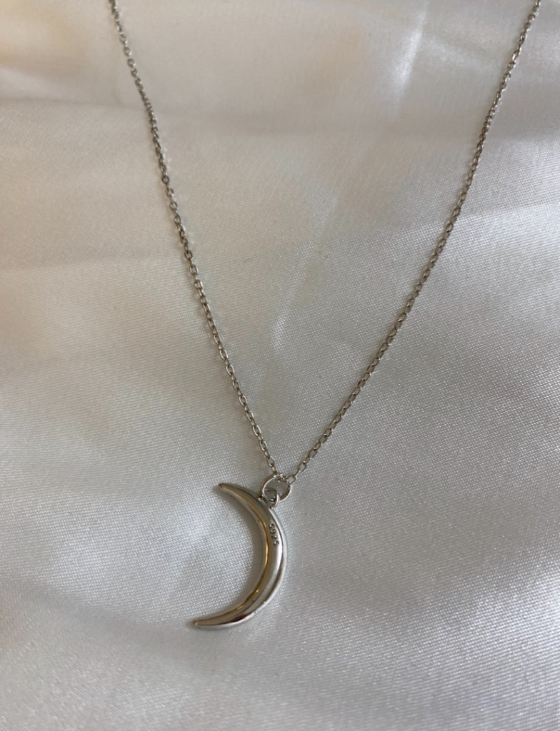 collar de luna